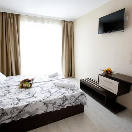 Stayinn Rainbow Beachfront By Asteri * Sunny Beach