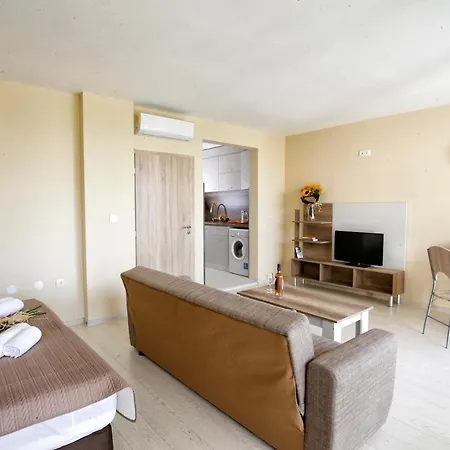 Stayinn Rainbow Beachfront By Asteri Hotel *