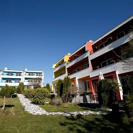 Stayinn Rainbow Beachfront By Asteri Hotel